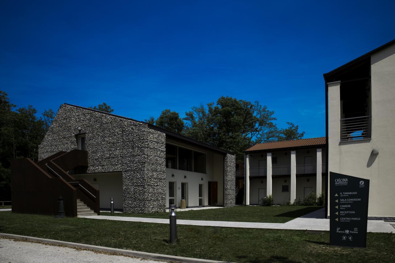 Cascina Monte Diviso Hostel Gallarate Bagian luar foto